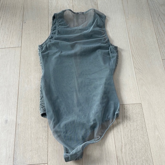 Lace Body Suit - Picture 3 of 3